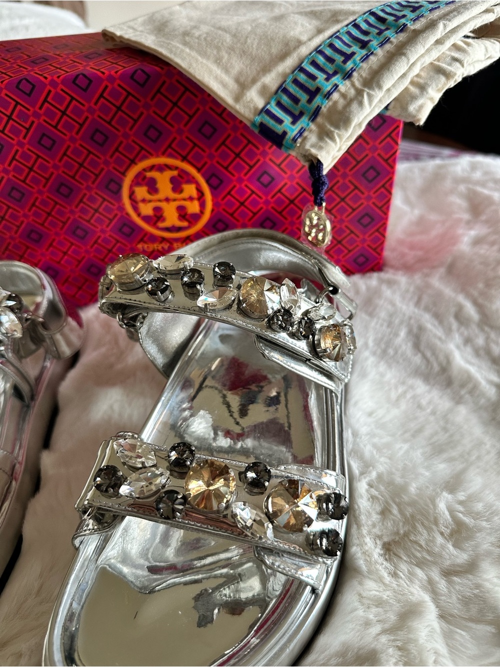 Tory Burch silver sandals with gold and black embellishments - Picture 11 of 12